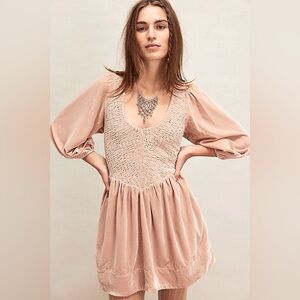 Free People Farrier Velvet Mini Dress in Pink size S new long sleeve‎